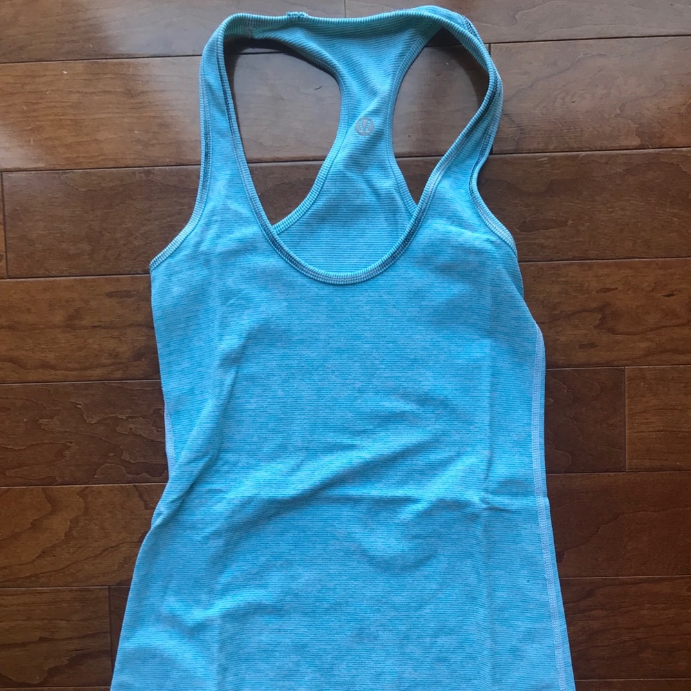 Lululemon racerback size 2